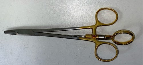 Koenig MDS 2480601 Corwin Wire Twister Forceps Serrated Flat 6”