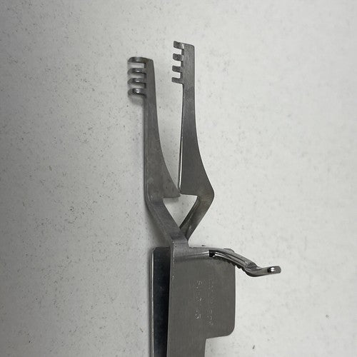 V. Mueller Surgical Skin Retractor SU3145 Stainless Made in Germany