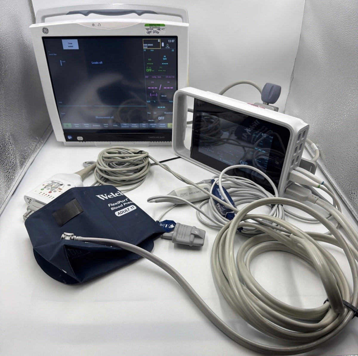 GE CARESCAPE B450 with CARESCAPE ONE Portable Monitor