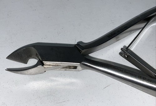 Miltex Integra 40-251-SS Tissue Nipper Convex Jaws 5" Stainless Steel