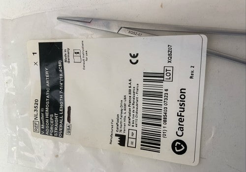 V. Mueller #NL3520 Adson Hemostatic Artery Forceps 7¼" Stainless Steel Surgical