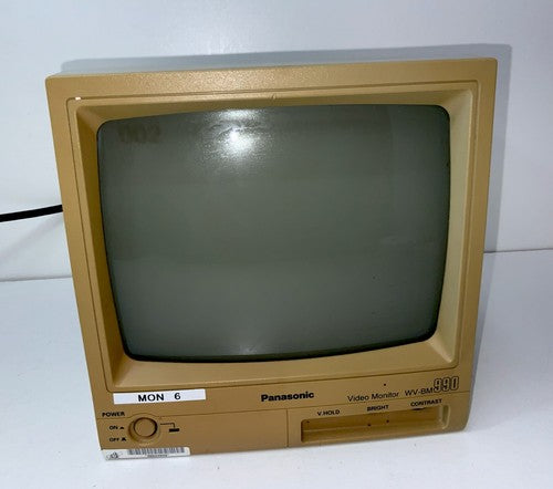 Panasonic WV-BM990 9-inch Black And White Video Monitor CRT Vintage Retro Gamer