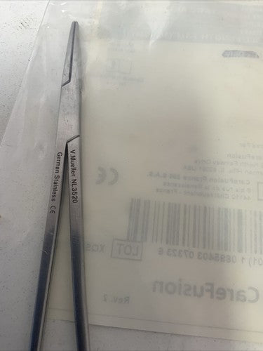 V. Mueller #NL3520 Adson Hemostatic Artery Forceps 7¼" Stainless Steel Surgical