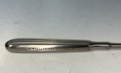 D7784 V. Mueller Scoville Straight 6.4mm Tip Neuro Retractor 22.2cm Long NL5760