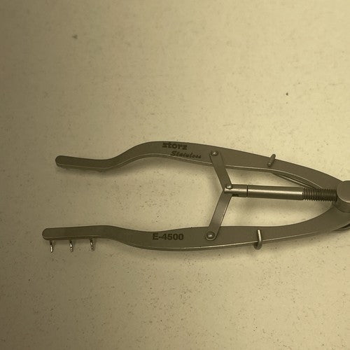 Storz Surgical Ophthalmic Stevenson Lacrimal Sac Retractor E4500 Surgery Or