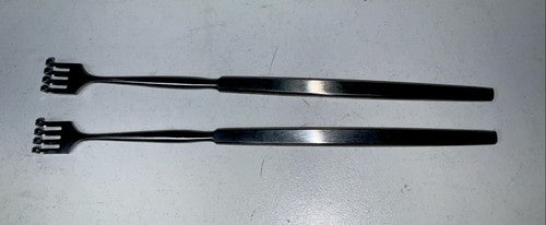KLS Retractor Blunt 16.5cm 15-101-04