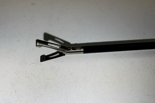 SNOWDEN-PENCER 90-6373 Teardrop Babcock Grasper, 5mm x 36cm