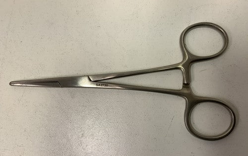 Von Mueller SA2730 Straight Alligator Locking Forceps