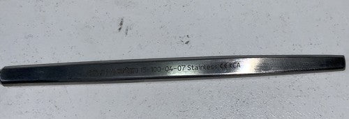 KLS Martin Retractor  16.5 cm Sharp Cut 15-100-04-07