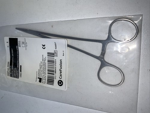 V. Mueller #NL3520 Adson Hemostatic Artery Forceps 7¼" Stainless Steel Surgical