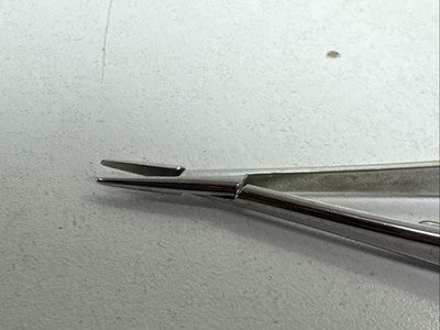 Storz E3861 Castroviejo Locking Holder 8mm 4-7/8" tweezers