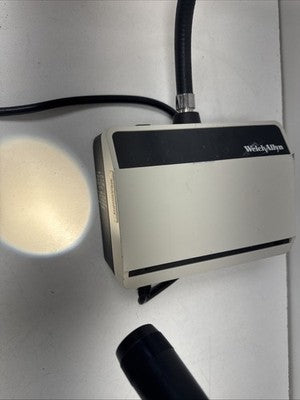 WELCH ALLYN 48830 LIGHT BOX WITH 48200 FIBER OPTIC LIGHT PIPE EXAM ROOM
