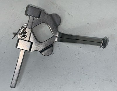 Codman 61-1025 Lumbar Lamina Spreader