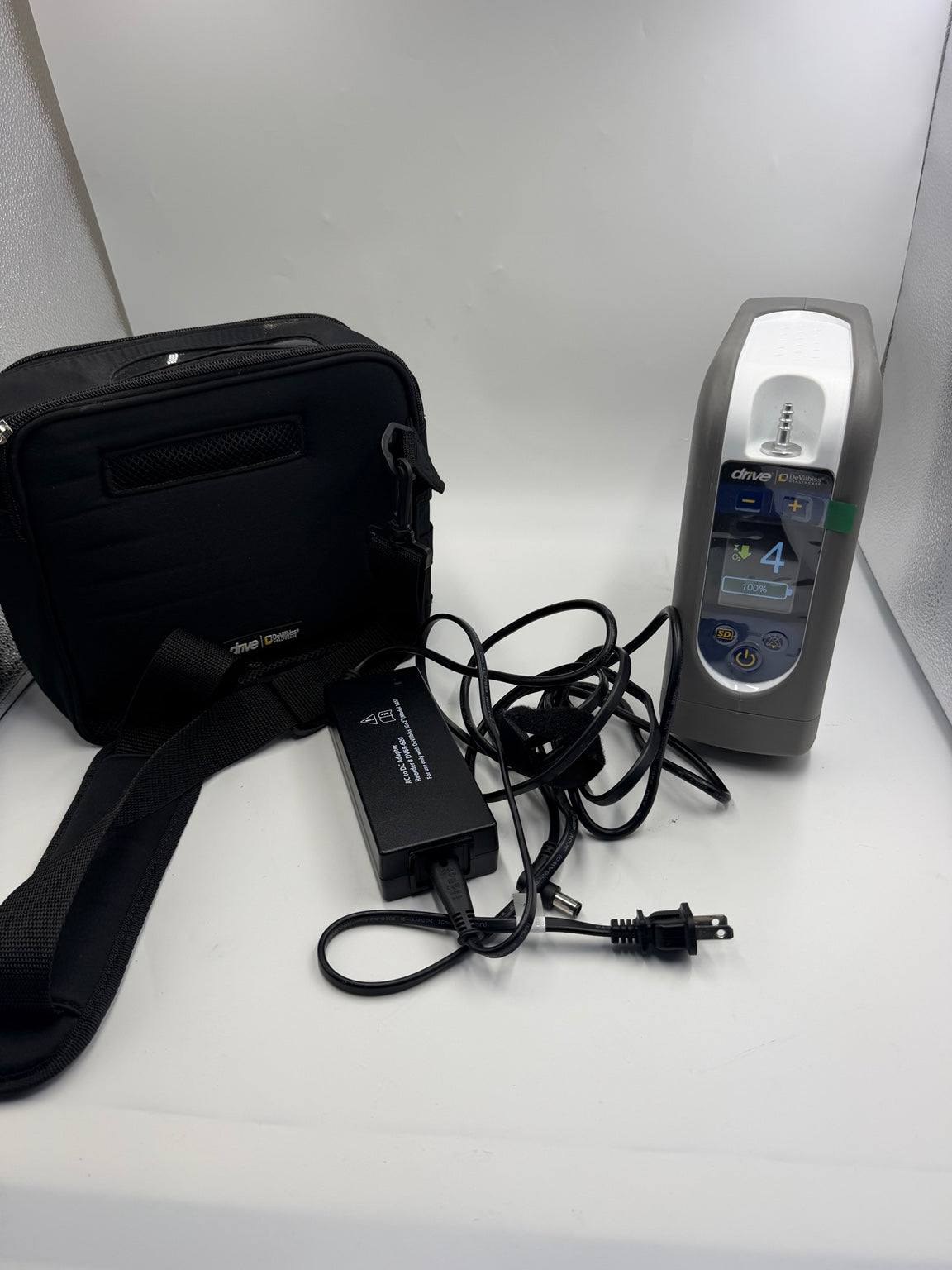 Drive DeVilbiss iGo2 and included accessories