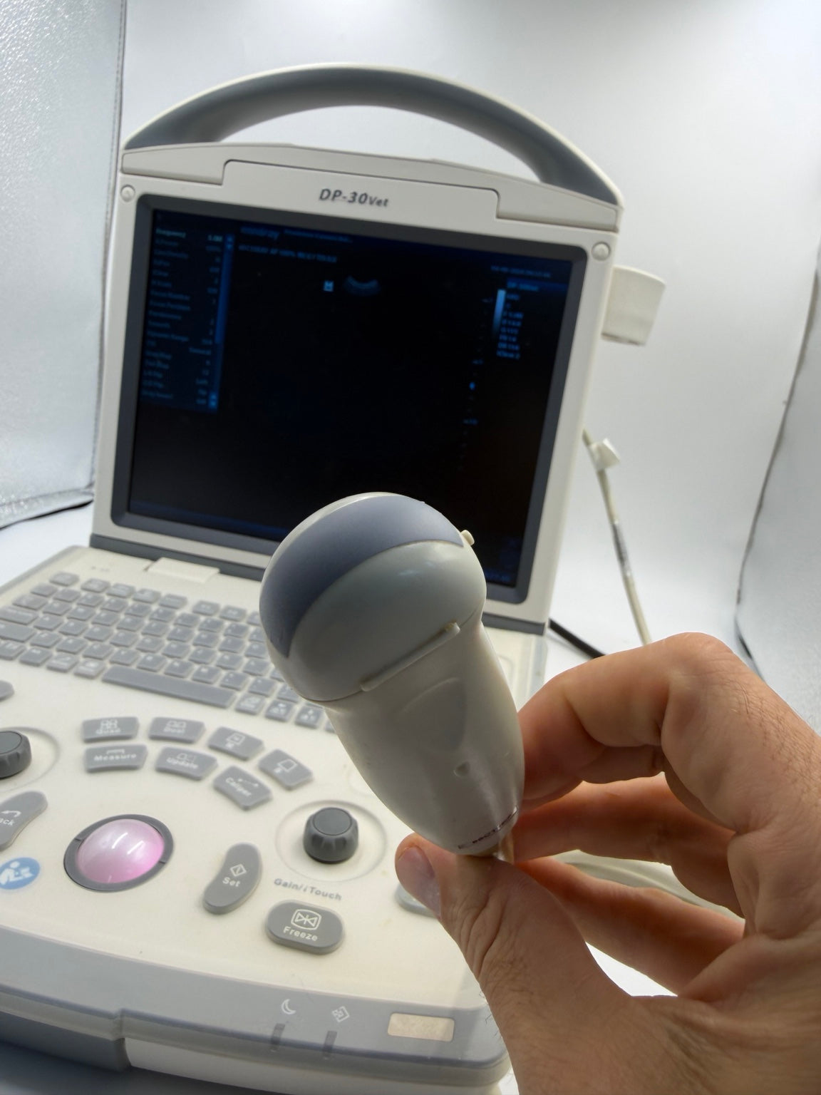 Mindray DP-30 Vet ultrasound condition and accessories