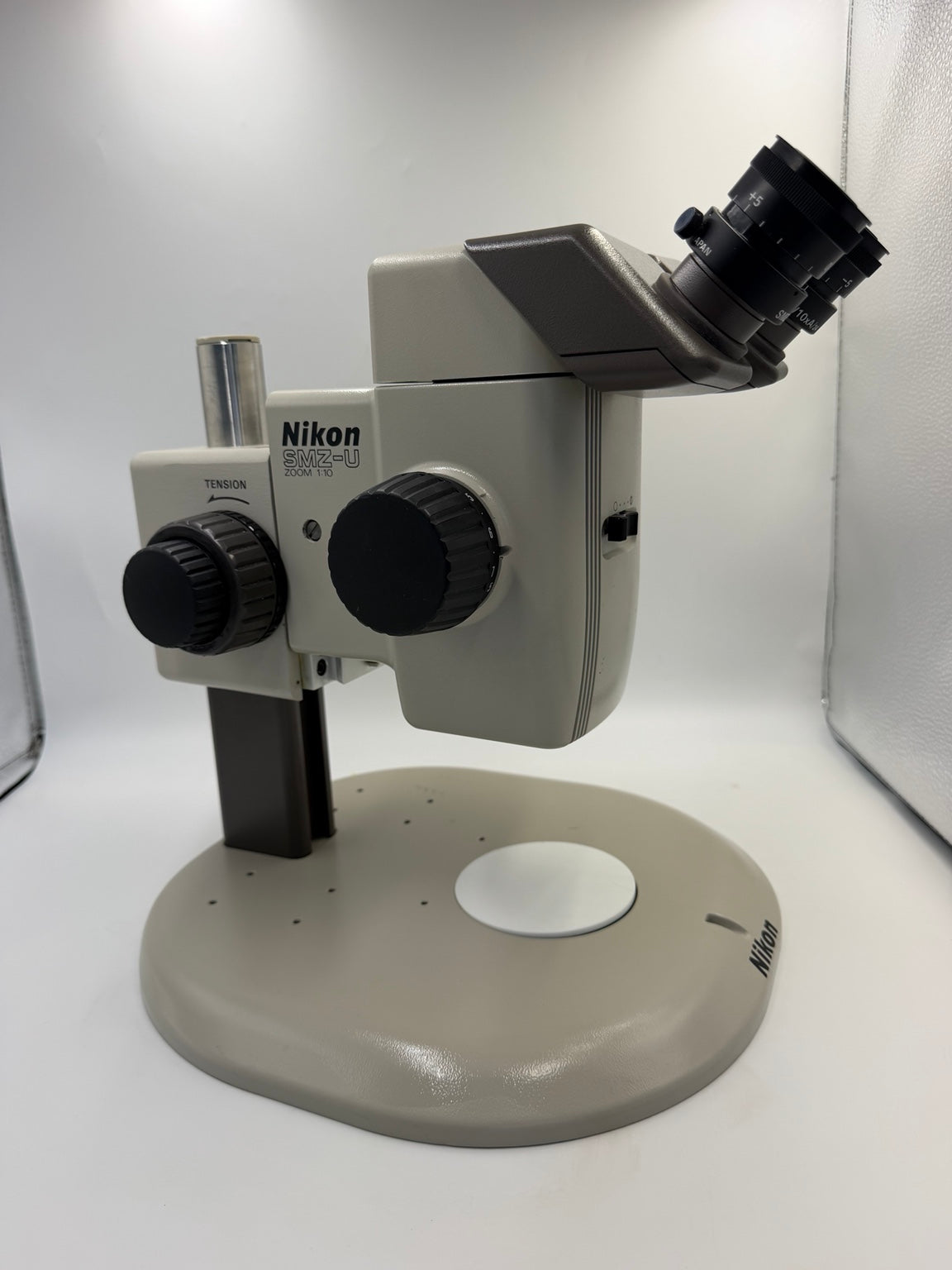 Nikon SMZ-U microscope eyepieces and cosmetic condition