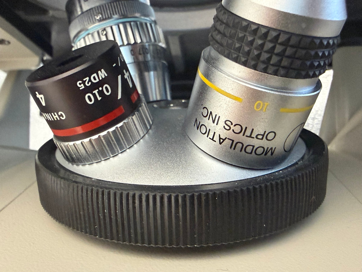 Nikon TMS objective turret with 10x Hoffman modulation objective and 4x objective