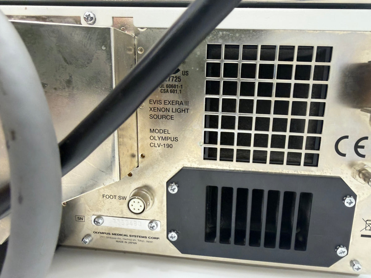 Olympus CLV-190 rear model label and connections