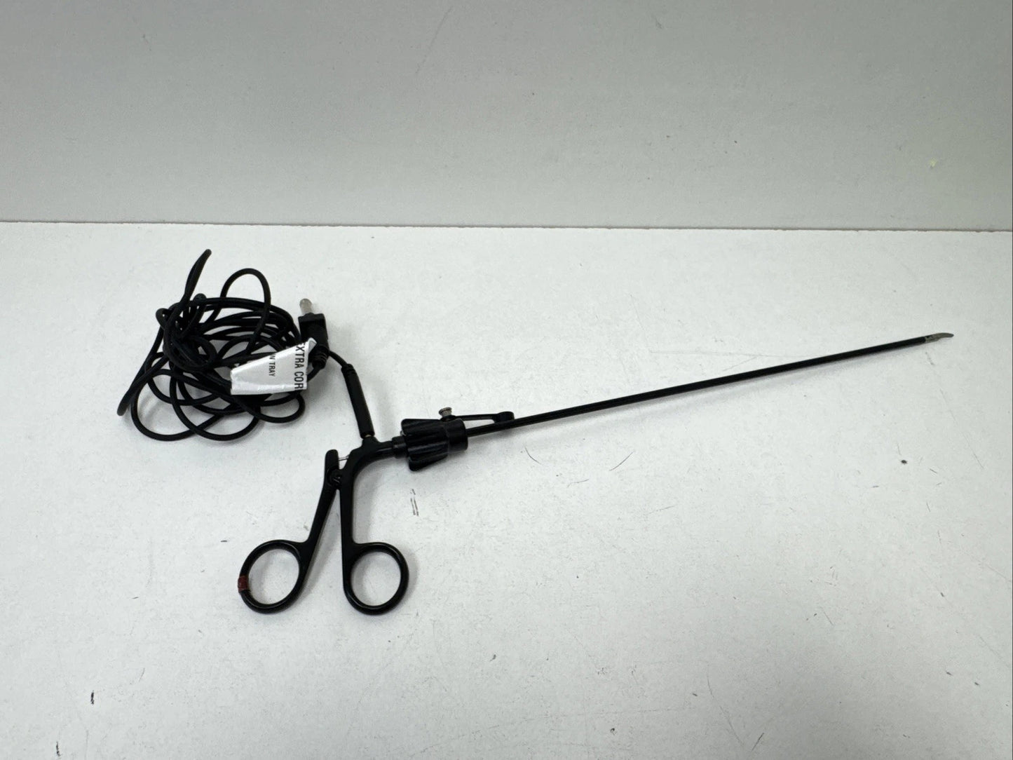 V. Mueller Maryland Dissector Double Action Curved Jaw Laparoscopy LA8214