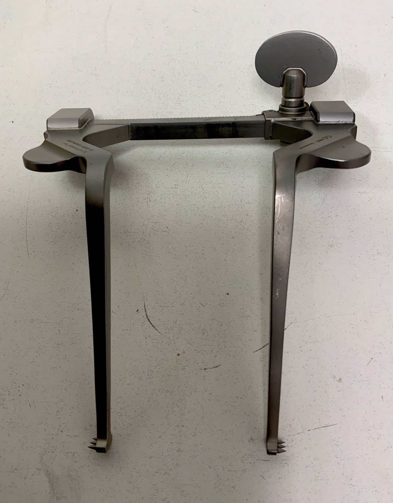 Symmetry Surgical Lumbar Spreader retractor 61-1025