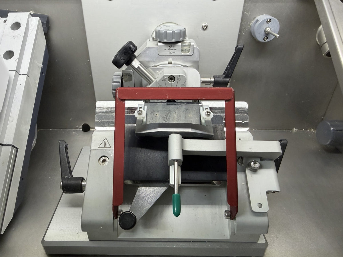 Sakura Tissue-Tek Cryo3 Flex 6200R internal microtome assembly
