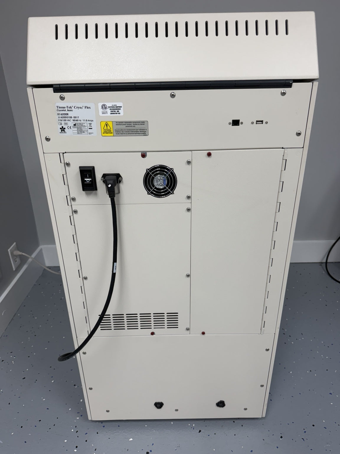 Sakura Tissue-Tek Cryo3 Flex 6200R rear view